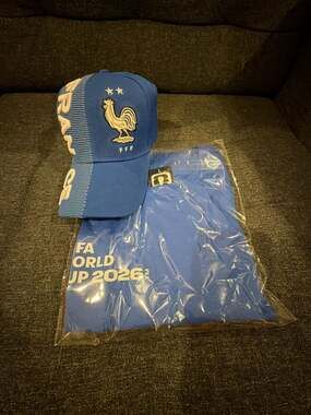 France FFF World Cup 2026 Hat and Size Large T-Shirt Set